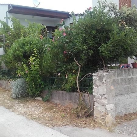 Apartmani Rosanda 2 Petrcane Buitenkant foto