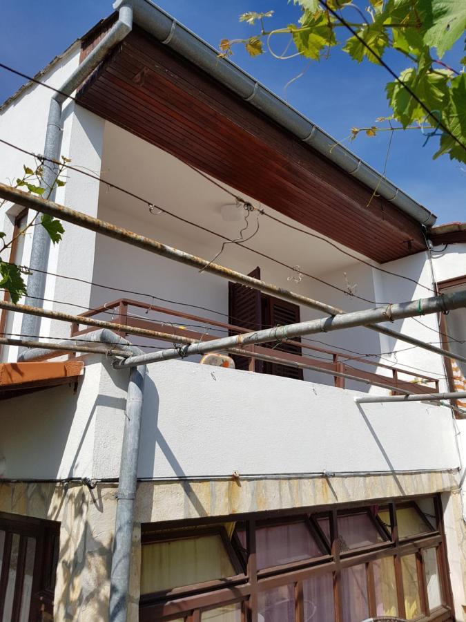 Apartmani Rosanda 2 Petrcane Buitenkant foto