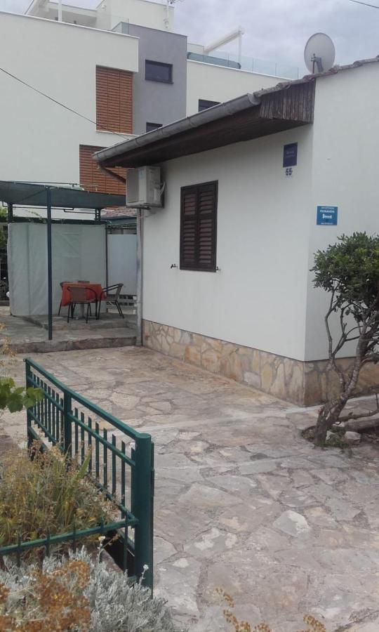 Apartmani Rosanda 2 Petrcane Buitenkant foto